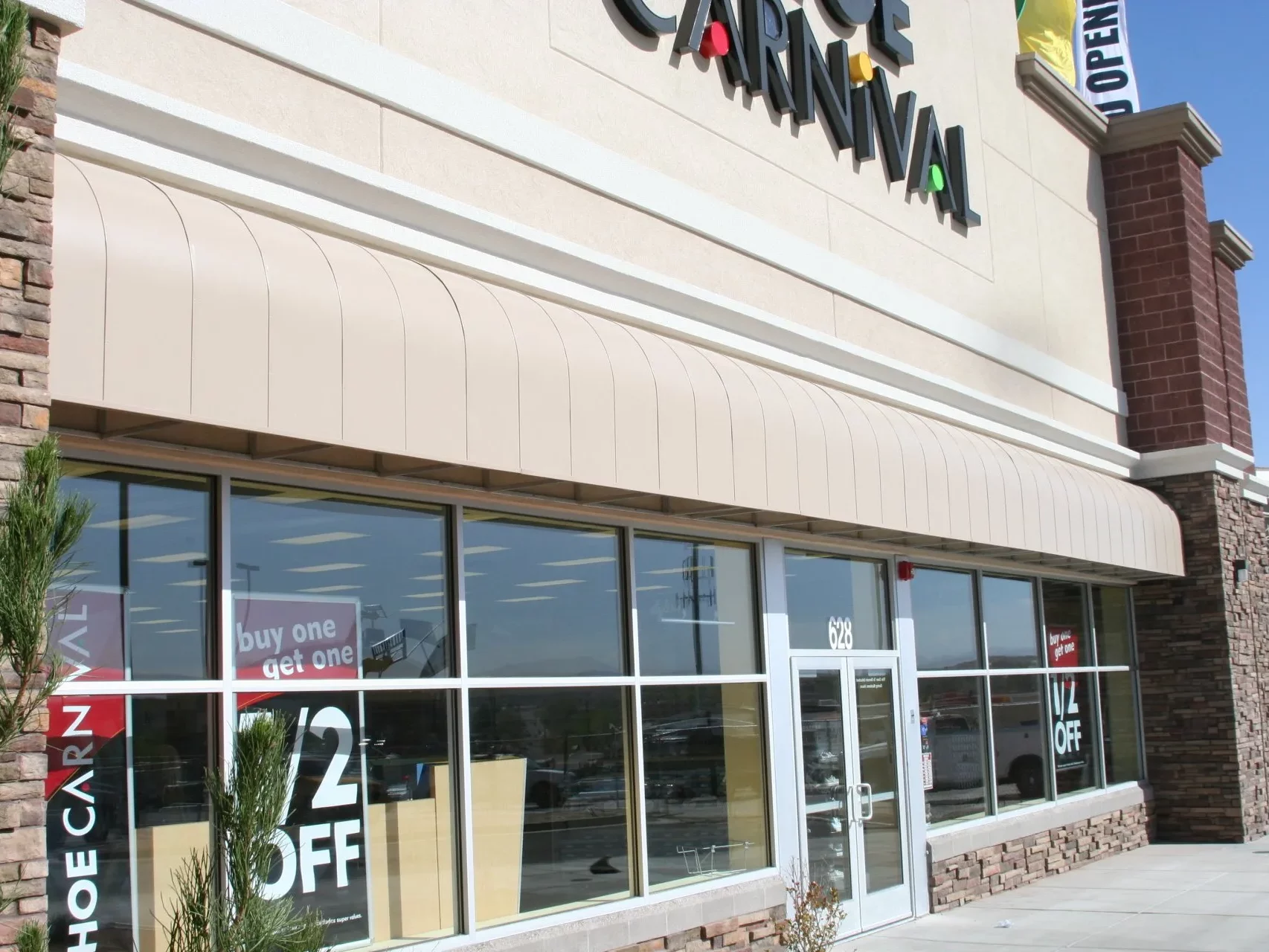 Custom commercial awning